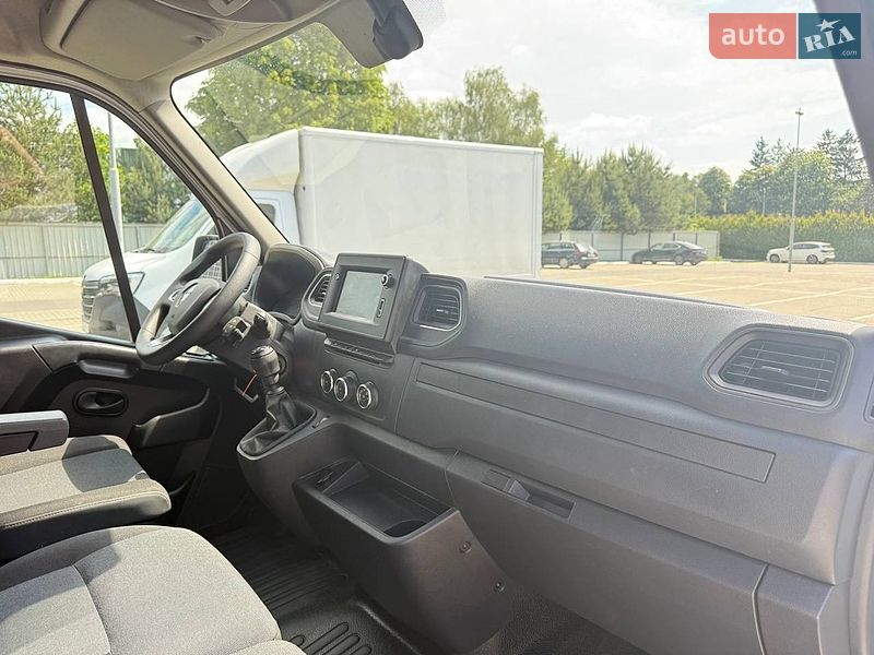 Грузовой фургон Renault Master 2022 в Луцке