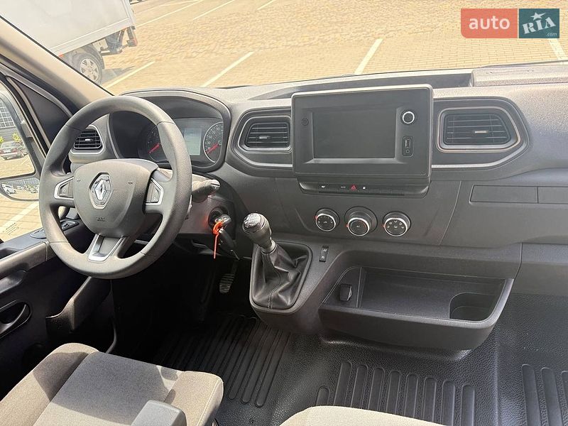Грузовой фургон Renault Master 2022 в Луцке
