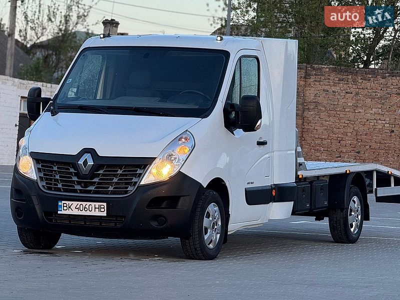 Автовоз Renault Master 2015 в Дубно