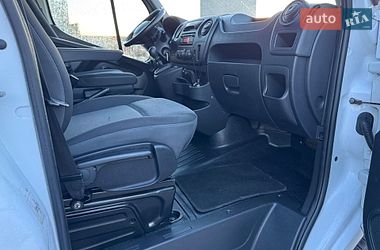 Автовоз Renault Master 2015 в Дубно