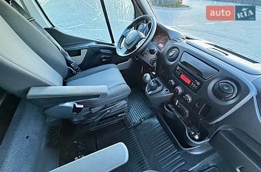 Автовоз Renault Master 2015 в Дубно