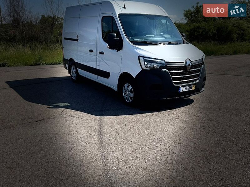 Грузовой фургон Renault Master 2020 в Ужгороде