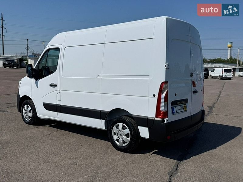 Грузовой фургон Renault Master 2020 в Ужгороде