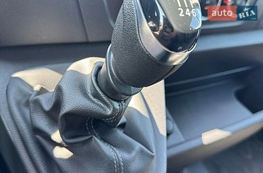 Грузовой фургон Renault Master 2020 в Ужгороде