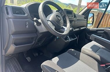 Грузовой фургон Renault Master 2022 в Хусте