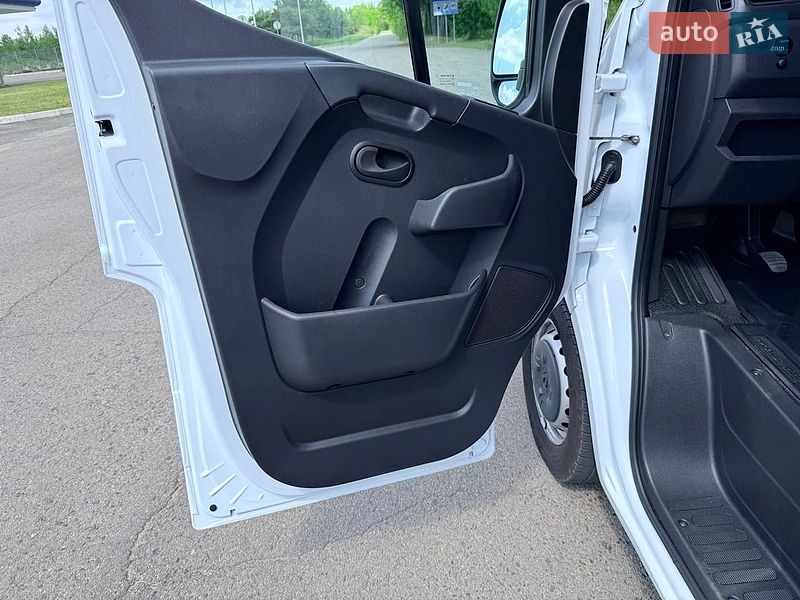 Тентованый Renault Master 2022 в Киеве фото 62 Тентованый Renault Master 2022 в Киеве