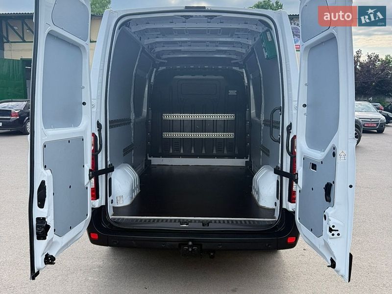 Грузовой фургон Renault Master 2021 в Луцке