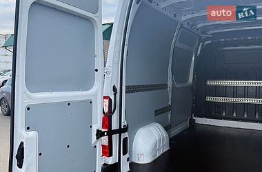 Грузовой фургон Renault Master 2021 в Луцке