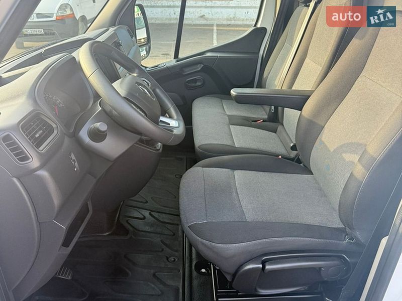 Грузовой фургон Renault Master 2021 в Луцке