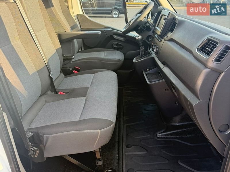 Грузовой фургон Renault Master 2021 в Луцке