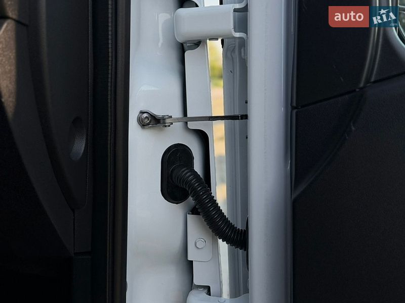 Грузовой фургон Renault Master 2022 в Дубно фото 40 Грузовой фургон Renault Master 2022 в Дубно