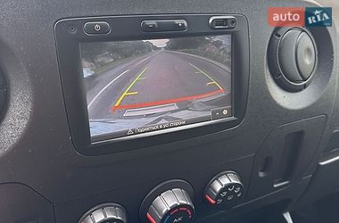 Вантажний фургон Renault Master 2017 в Рівному