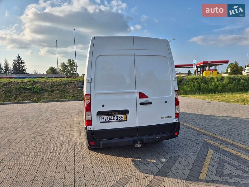 Грузовой фургон Renault Master 2020 в Стрые