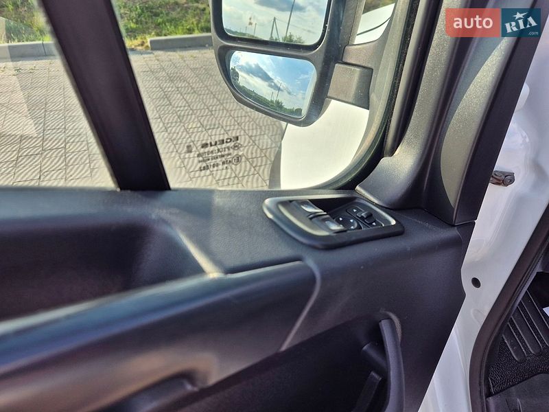 Грузовой фургон Renault Master 2020 в Стрые