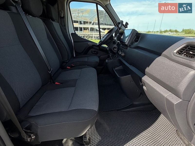 Грузовой фургон Renault Master 2024 в Львове