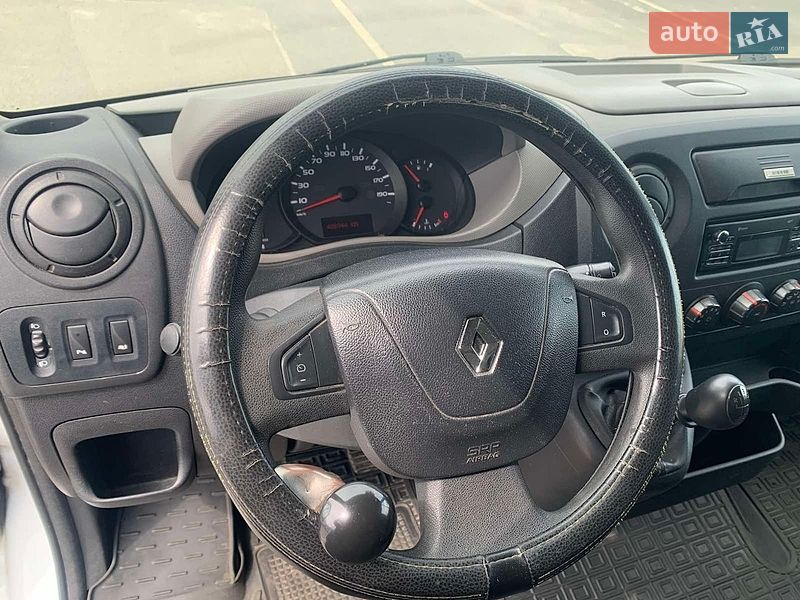 Грузовой фургон Renault Master 2015 в Киеве