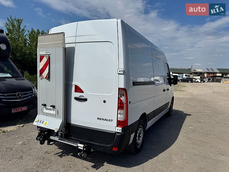 Вантажний фургон Renault Master 2022 в Тернополі