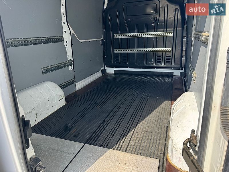 Вантажний фургон Renault Master 2022 в Тернополі