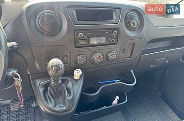 Грузовой фургон Renault Master 2015 в Львове