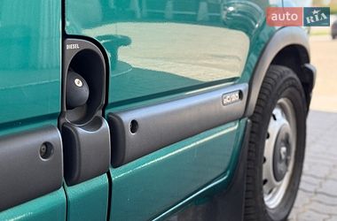 Минивэн Renault Master 2001 в Мостиске