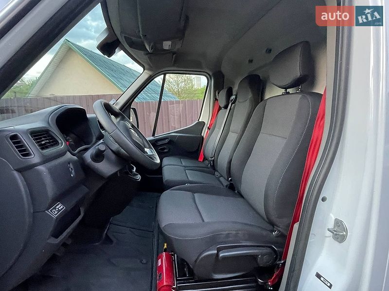 Микроавтобус грузовой (до 3,5т) Renault Master 2023 в Киеве