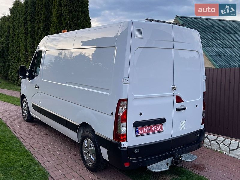 Микроавтобус грузовой (до 3,5т) Renault Master 2023 в Киеве
