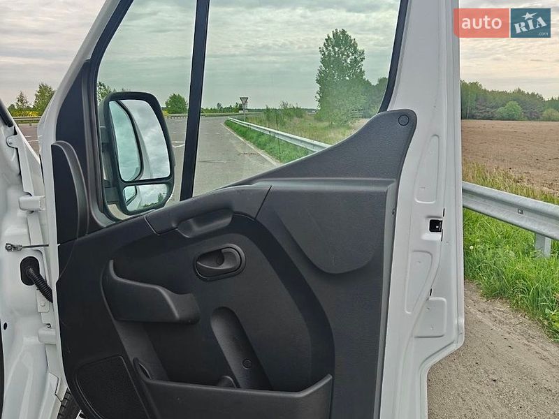 Вантажний фургон Renault Master 2021 в Полтаві