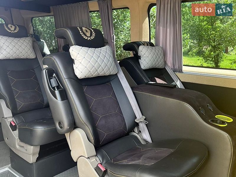 Мінівен Renault Master 2016 в Житомирі