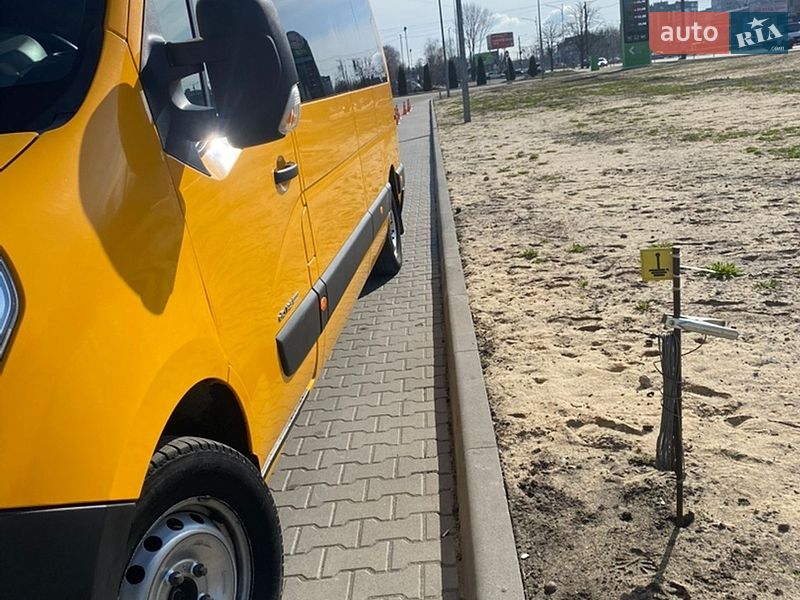Мінівен Renault Master 2016 в Житомирі