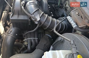 Автовоз Renault Master 2010 в Звягелі