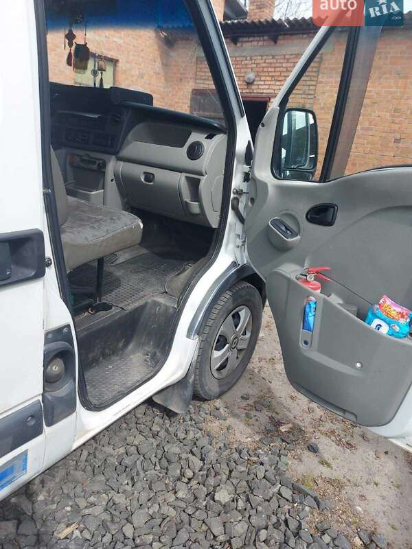 Минивэн Renault Master 2010 в Рожище