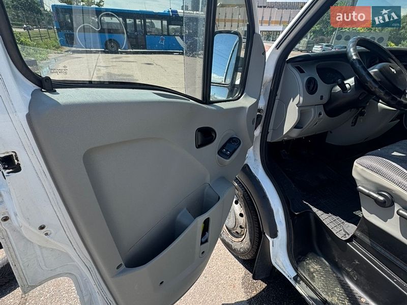 Грузопассажирский фургон Renault Master 2005 в Харькове