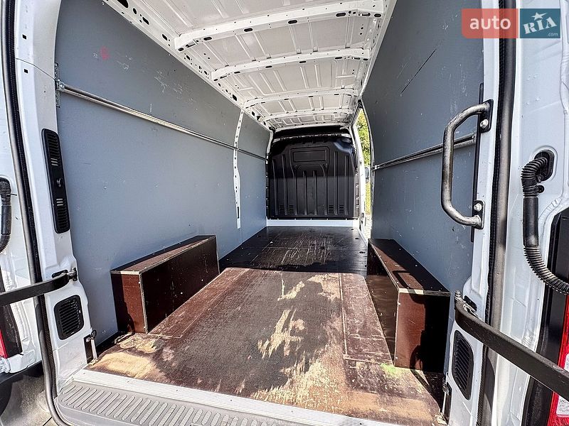 Грузовой фургон Renault Master 2021 в Ровно