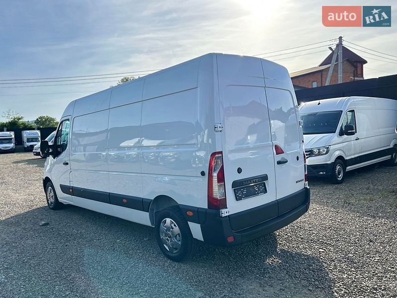 Вантажний фургон Renault Master 2018 в Хусті