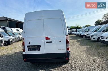 Вантажний фургон Renault Master 2018 в Хусті