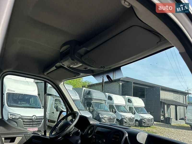 Вантажний фургон Renault Master 2018 в Хусті