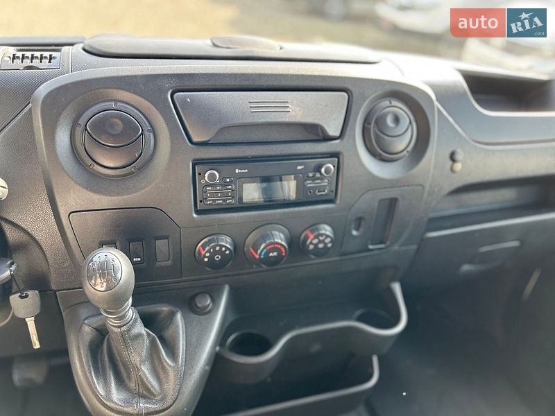 Вантажний фургон Renault Master 2018 в Хусті