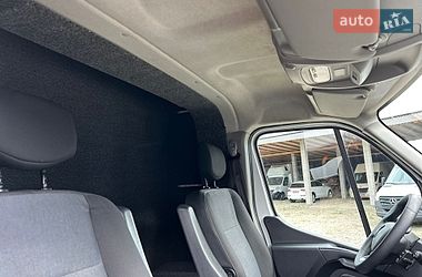 Тентованый Renault Master 2022 в Хусте