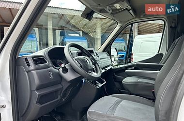 Тентованый Renault Master 2022 в Хусте