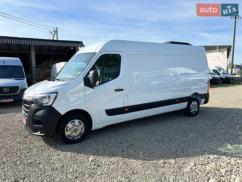 Вантажний фургон Renault Master 2022 в Хусті
