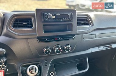 Вантажний фургон Renault Master 2022 в Хусті
