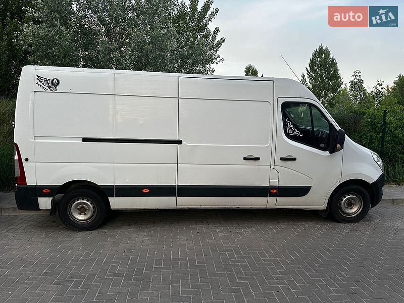 Грузовой фургон Renault Master 2017 в Киеве