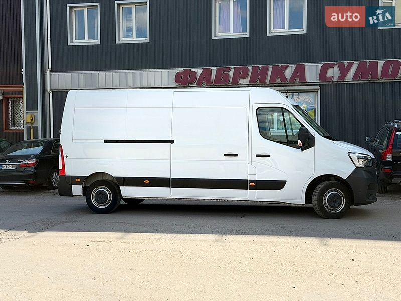 Вантажний фургон Renault Master 2021 в Рівному