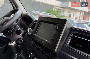 Вантажний фургон Renault Master 2021 в Рівному