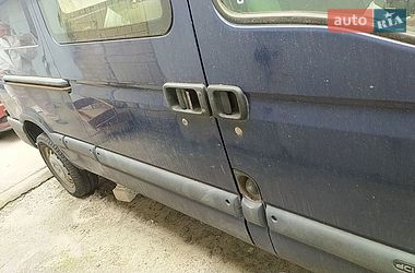 Мінівен Renault Master 2004 в Києві