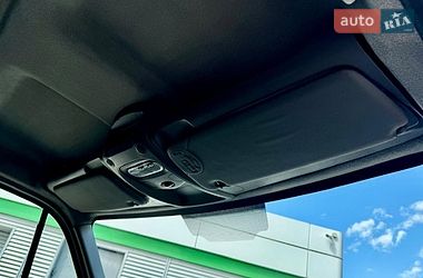 Грузовой фургон Renault Master 2015 в Киеве