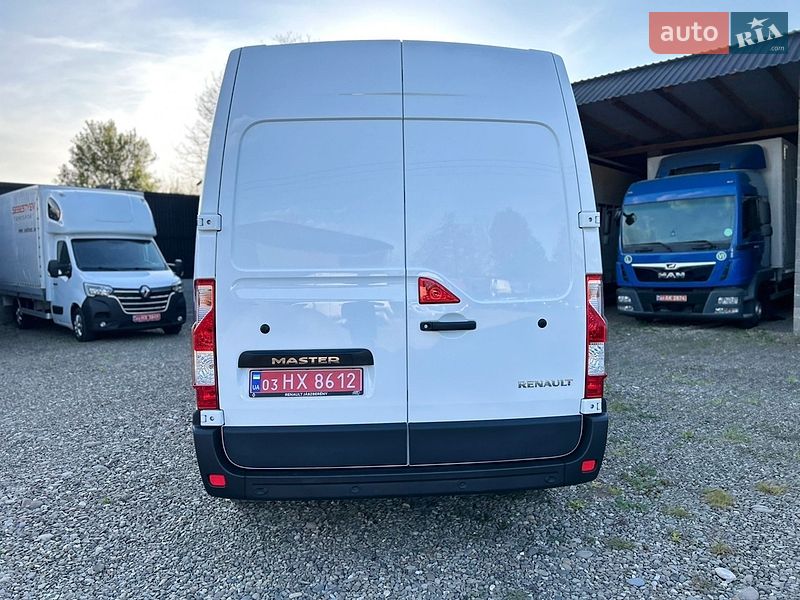 Вантажний фургон Renault Master 2023 в Хусті