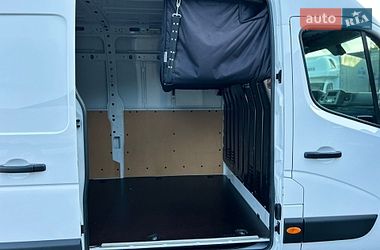 Вантажний фургон Renault Master 2023 в Хусті