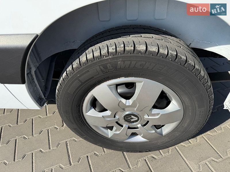 Грузовой фургон Renault Master 2019 в Луцке