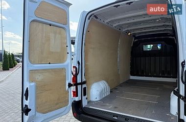 Грузовой фургон Renault Master 2019 в Луцке